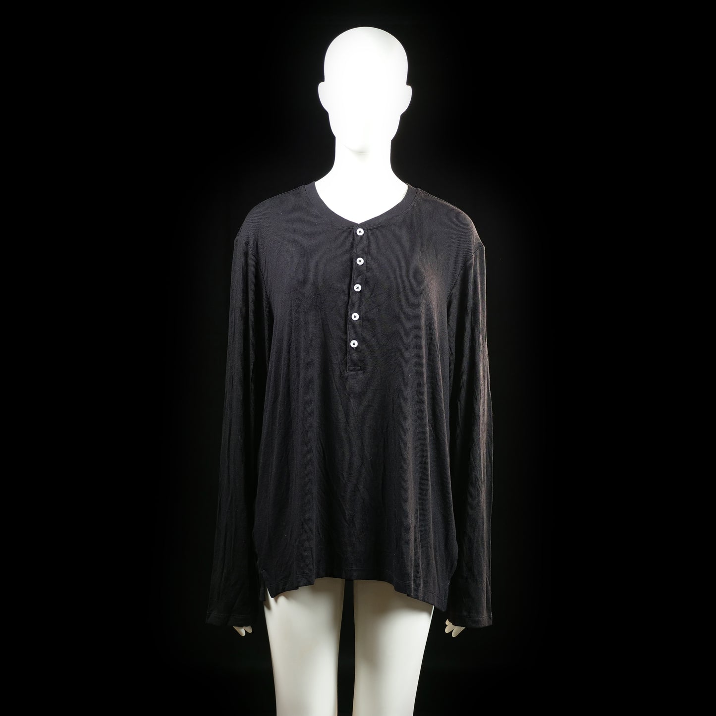 H&M - Long-sleeve top - Black - Size L - (NEW) - Long-sleeve top with a round neckline and a partial front button placket featuring six contrasting buttons. Hem is straight and relaxed in fit.