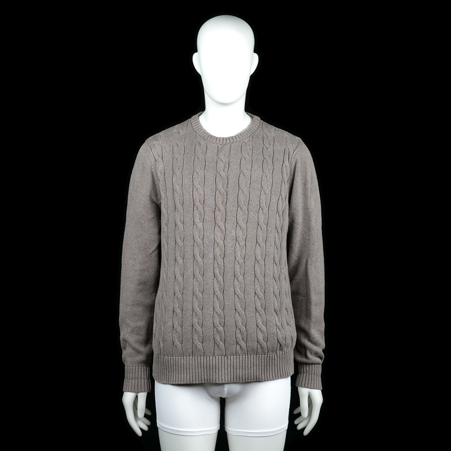 Dressmann - Sweater - Taupe - Size L - Taupe cable knit sweater with a round neckline and ribbed hem and cuffs. The front has a vertical braided pattern adding texture to the solid design.