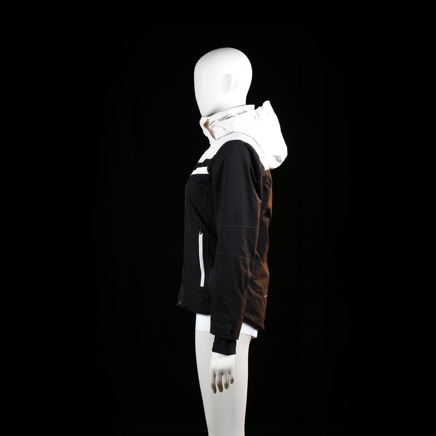 Windbreaker - Black & White - Size 158