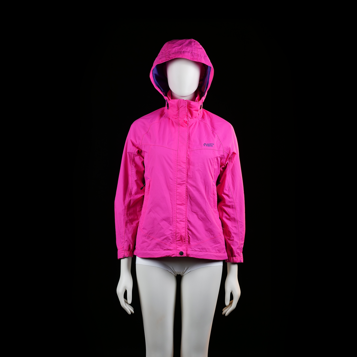 North Bend - Rain jacket - Pink - Size 146 - Hooded jacket with a high collar, full zip front, and elastic cuffs. Features visible seam detailing and side pockets with zippers.