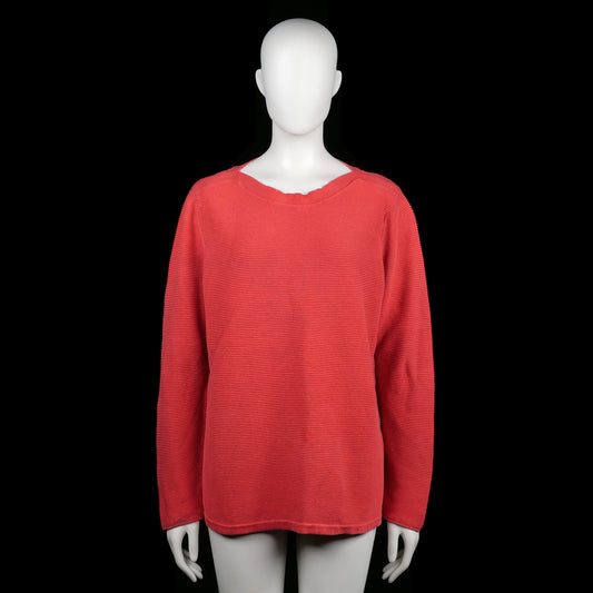 Cecil - Sweater - Red - Size XL - Textured red sweater with a round neckline featuring a slight raw edge detail. The hem is straight and the sleeves have plain cuffs.